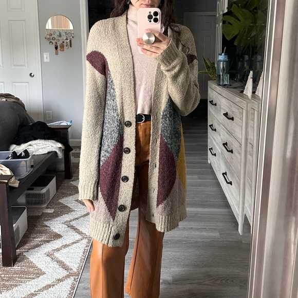 Block Color Cardigan - Picture 2 of 6